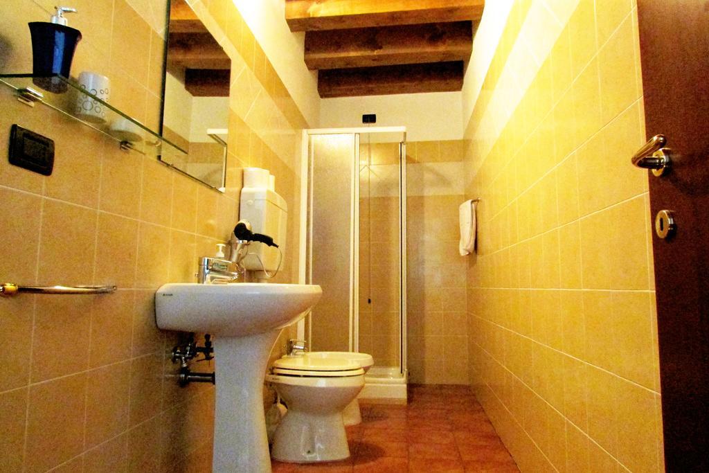 Locanda Mulino Al Pizzon Fratta Polesine Room photo